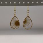 boucles d'oreilles demi marguerite