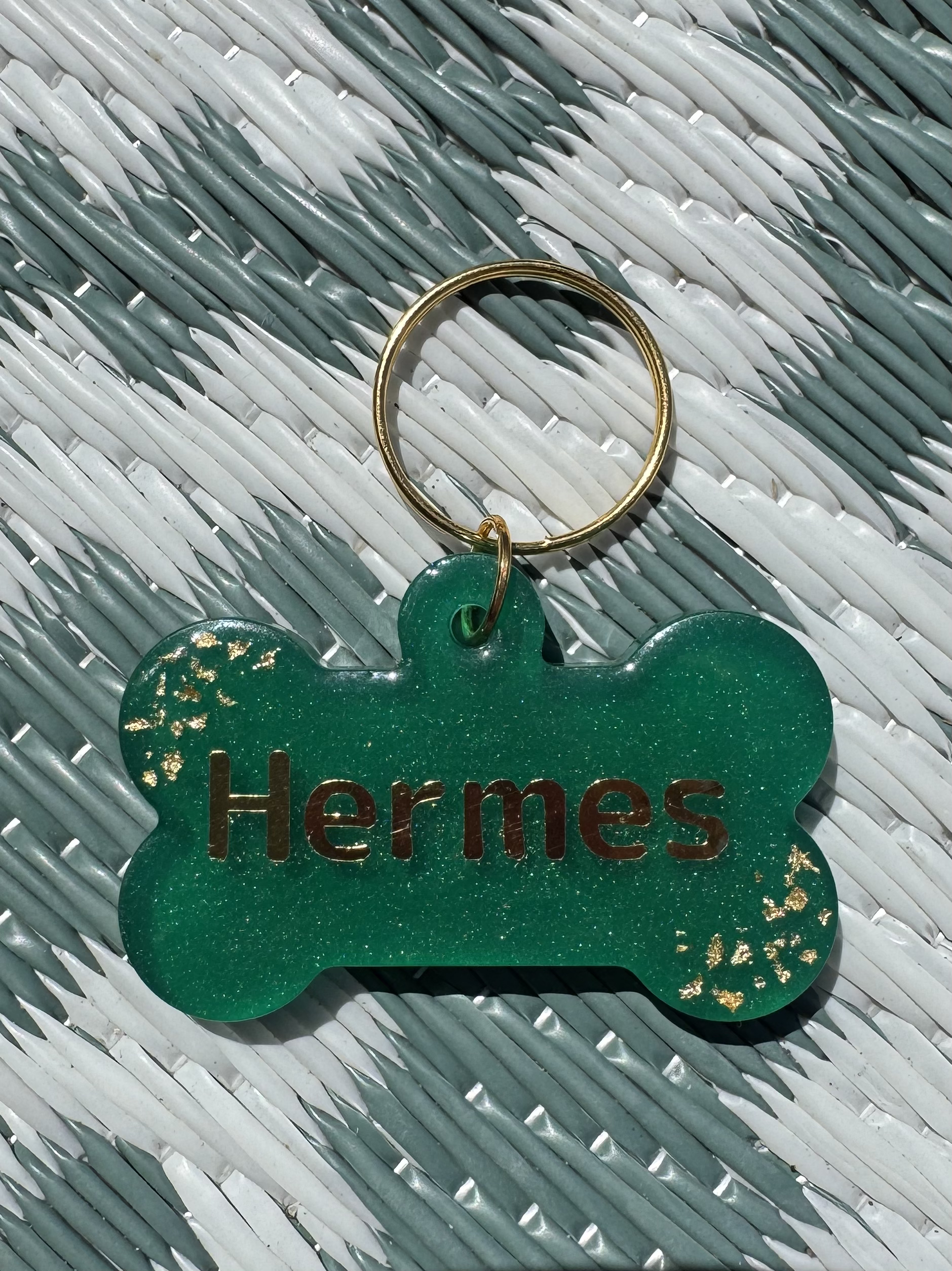 médaillon os-1.jpg Médaille os pour chien personnalisé – Image 1